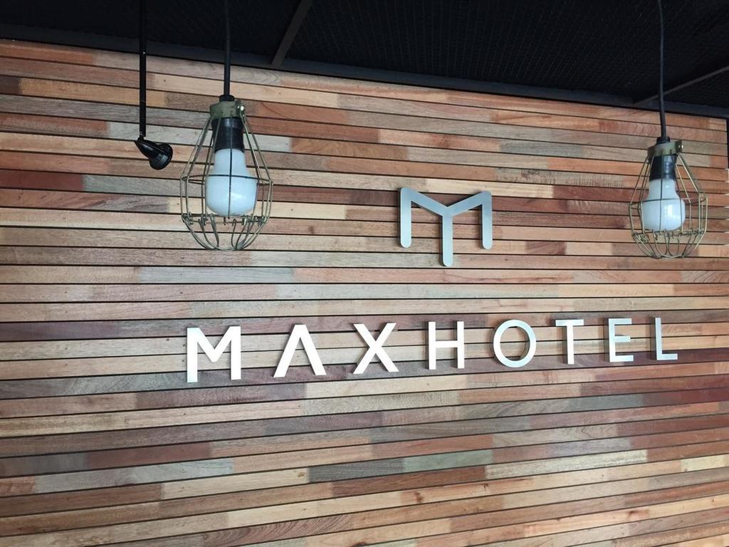 Max Hotel סובאנג ג'איה מראה חיצוני תמונה