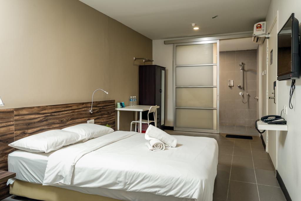 Max Hotel סובאנג ג'איה מראה חיצוני תמונה